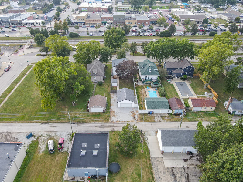 136 N Oak Street Manteno IL 60950