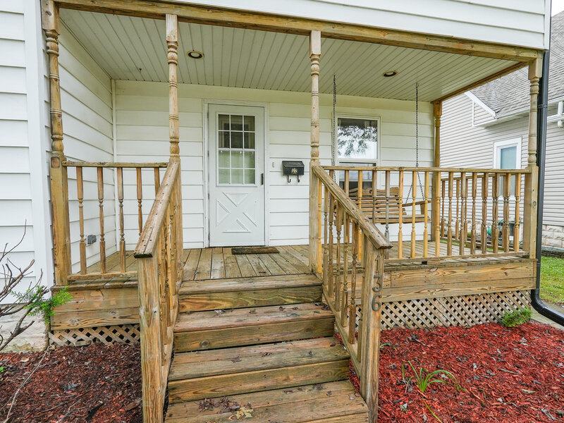 136 N Oak Street Manteno IL 60950