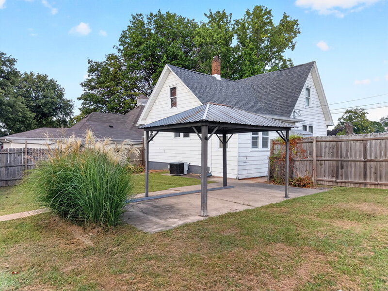 1008 Painter Street Streator IL 61364