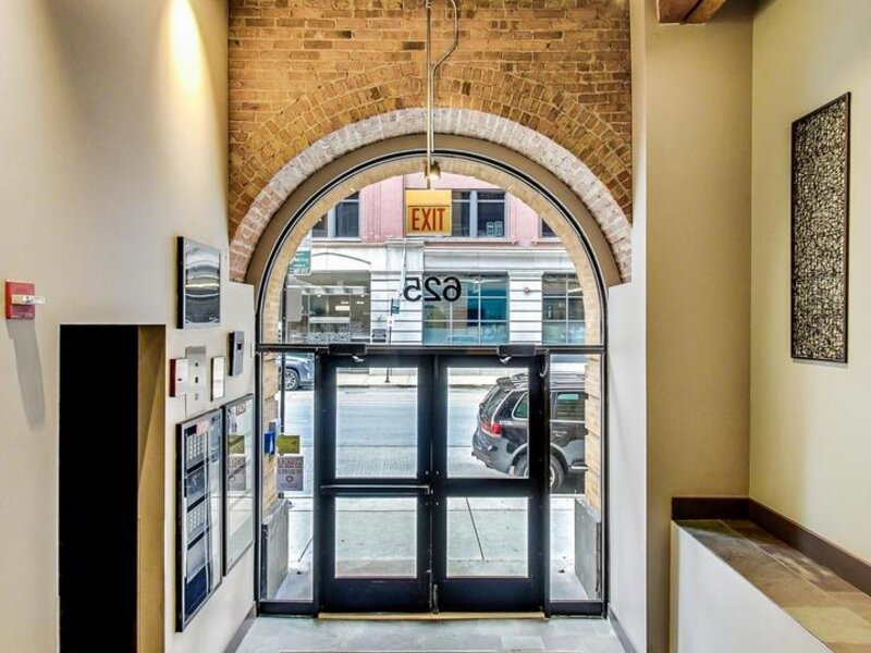 625 W Jackson Boulevard Chicago IL 60661