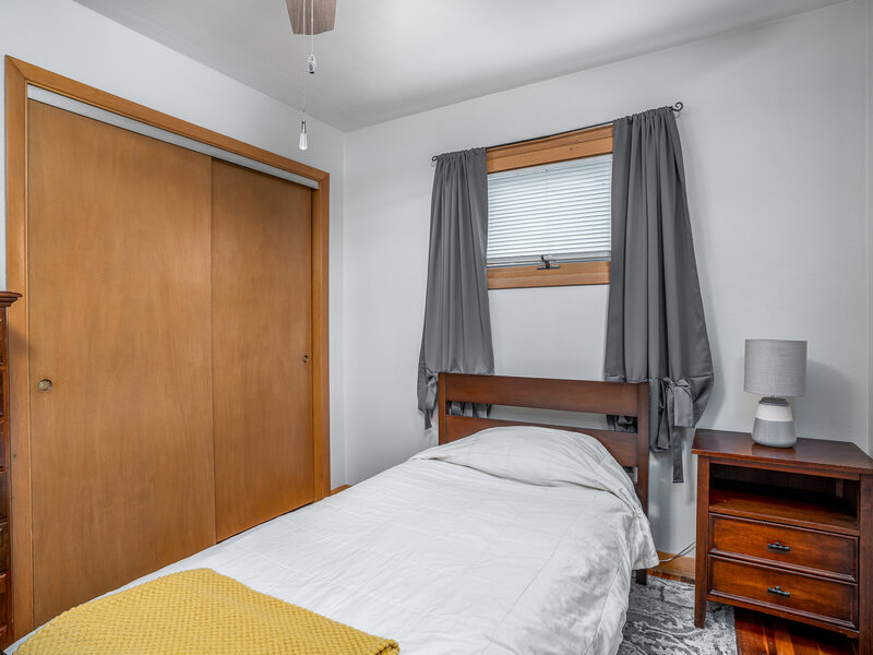 1923 Glenn Street Bettendorf IA 52722