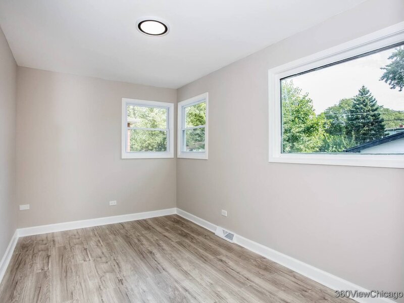 14921 Oakdale Avenue Harvey IL 60426