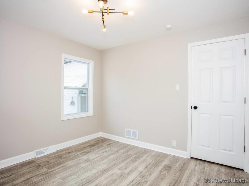 14921 Oakdale Avenue Harvey IL 60426