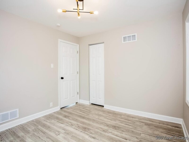 14921 Oakdale Avenue Harvey IL 60426