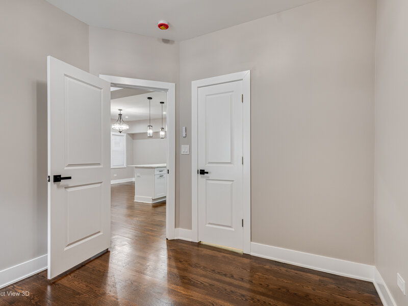 1128 N Lockwood Avenue Chicago IL 60651