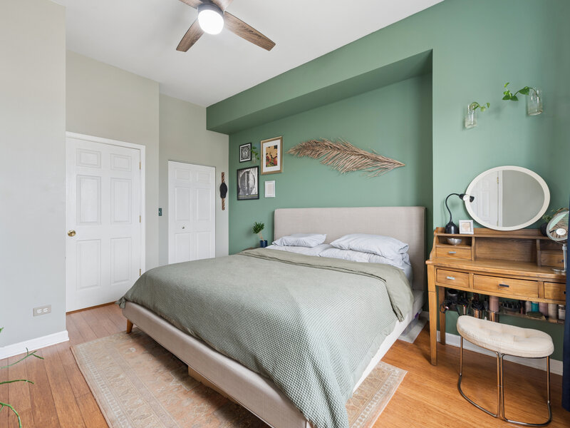 2607 N Hamlin Avenue Chicago IL 60647