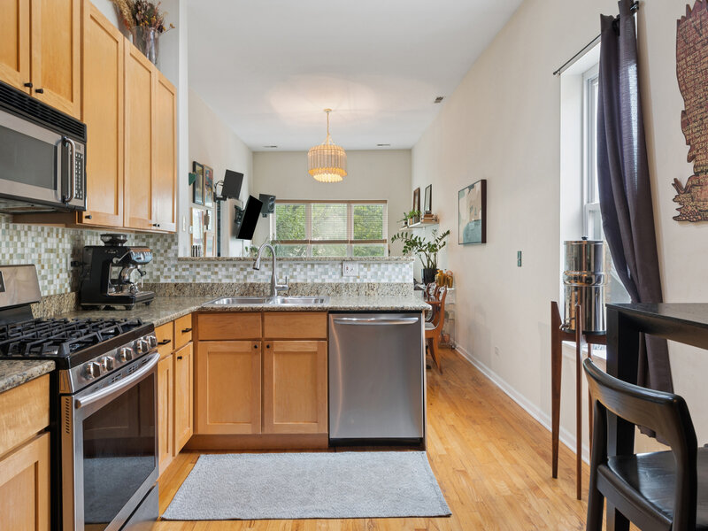 2607 N Hamlin Avenue Chicago IL 60647