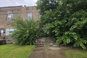 Photo of 10754 S Langley Avenue Chicago IL 60628