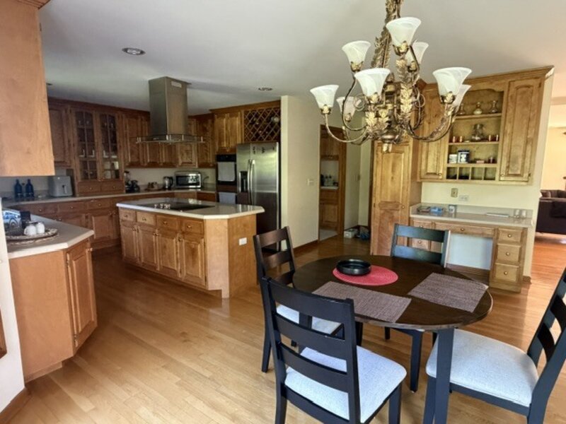 1660 Whistler Court Naperville IL 60564