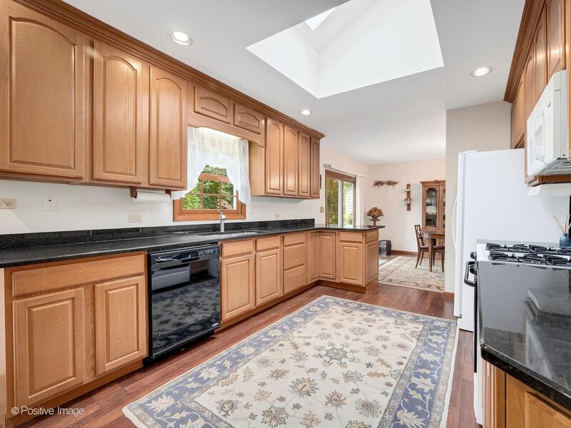 449 Arbor Avenue West Chicago IL 60185