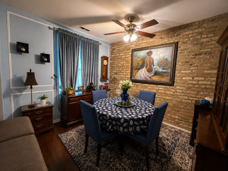 925 W Addison Street Chicago IL 60613