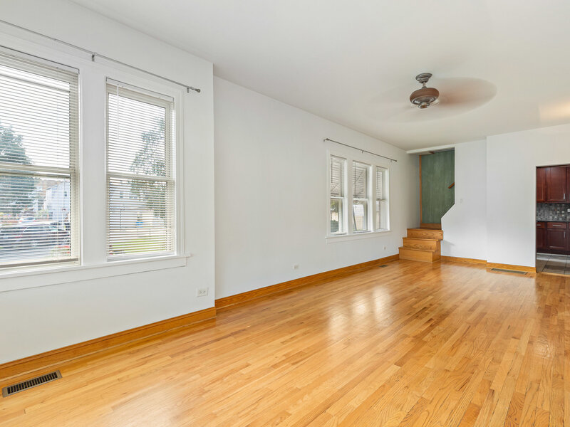 5306 N Lynch Avenue Chicago IL 60630