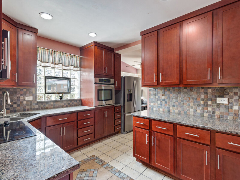 5306 N Lynch Avenue Chicago IL 60630