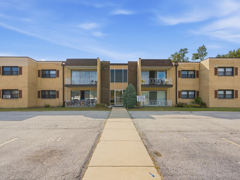 18320 Cherry Creek Drive Homewood IL 60430