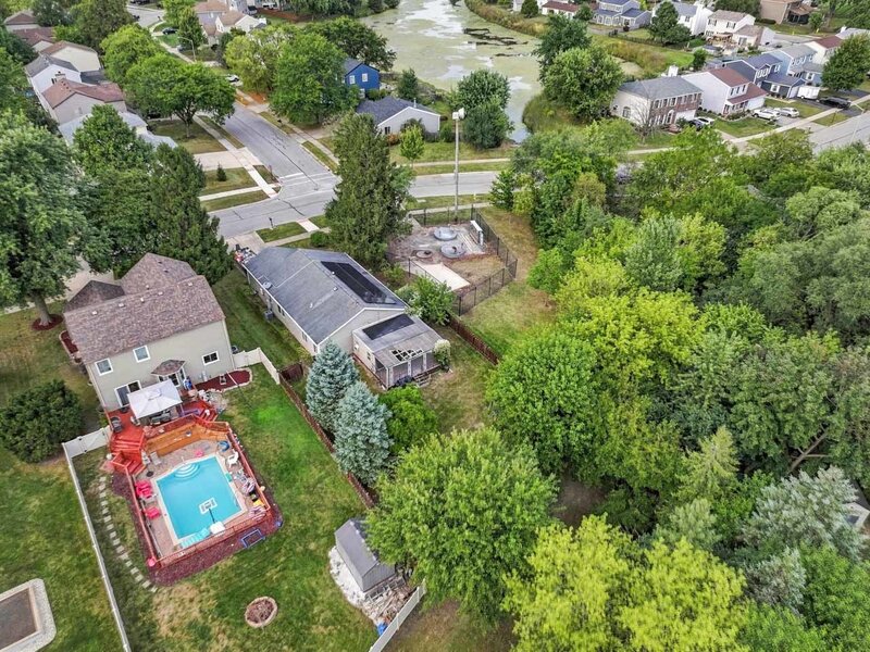 1132 Evergreen Drive Carol Stream IL 60188