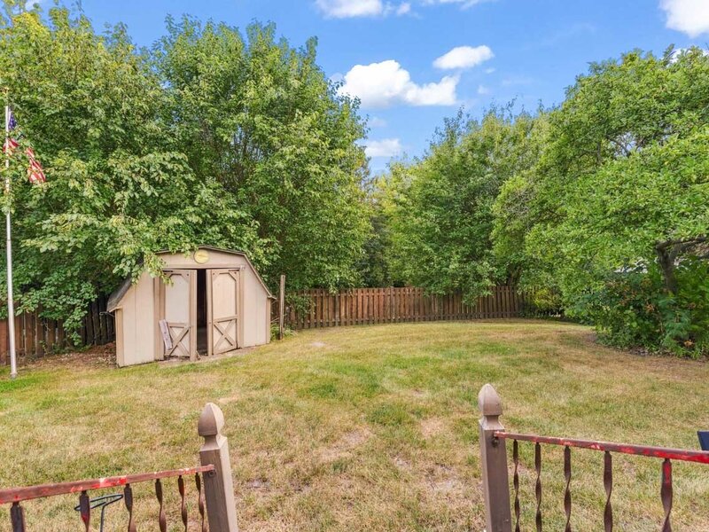 1132 Evergreen Drive Carol Stream IL 60188