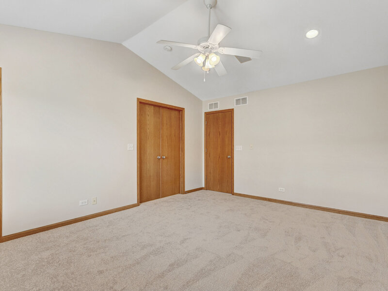 169 Willey Street Gilberts IL 60136