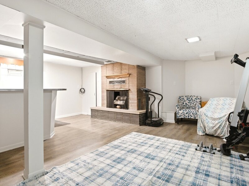 5221 N Marmora Avenue Chicago IL 60630