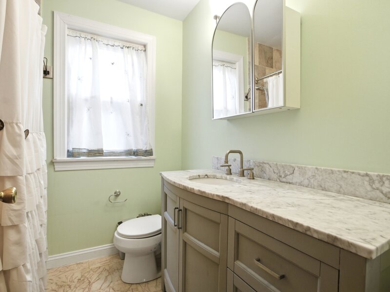 5221 N Marmora Avenue Chicago IL 60630