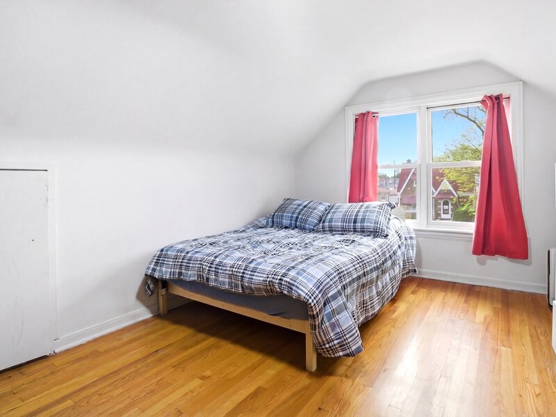 5221 N Marmora Avenue Chicago IL 60630