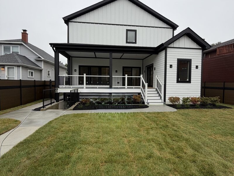 5844 N Navarre Avenue Chicago IL 60631