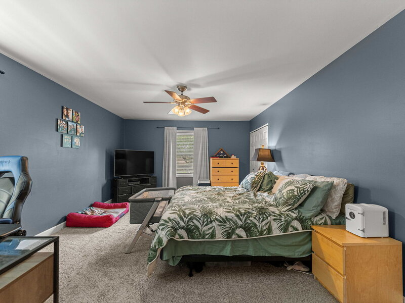 431 Newport Drive Naperville IL 60565