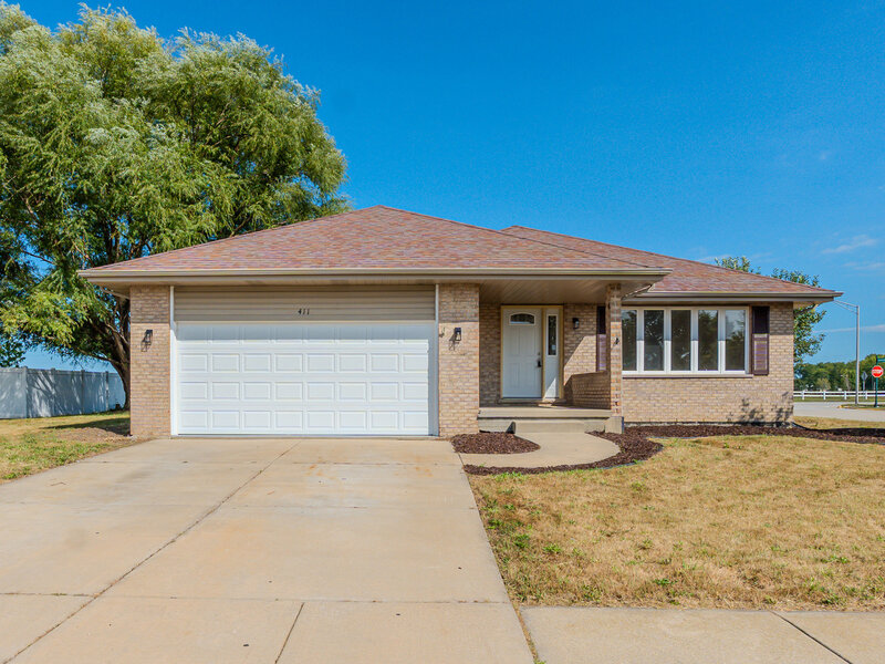 411 Shamrock Lane Manteno IL 60950