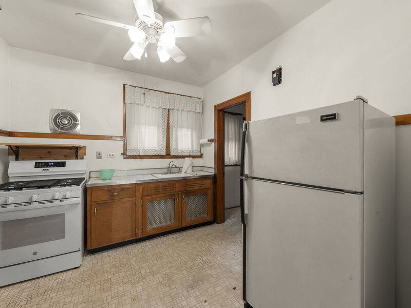 421 W Alexander Boulevard Elmhurst IL 60126