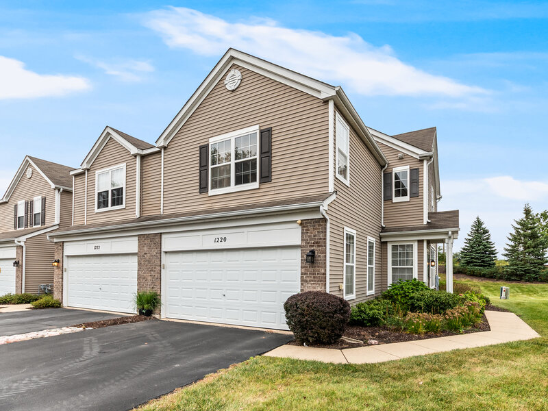 1220 Courtland Circle Plainfield IL 60586