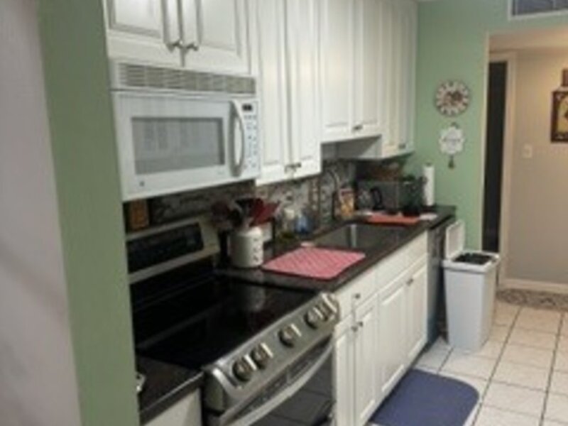 940 Beau Drive Des Plaines IL 60016