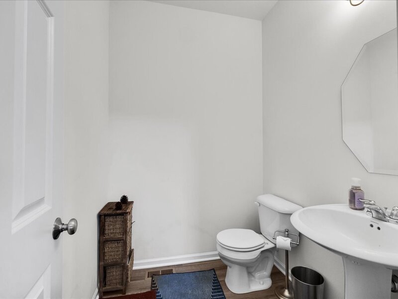 3 Everton Drive Warrenville IL 60555