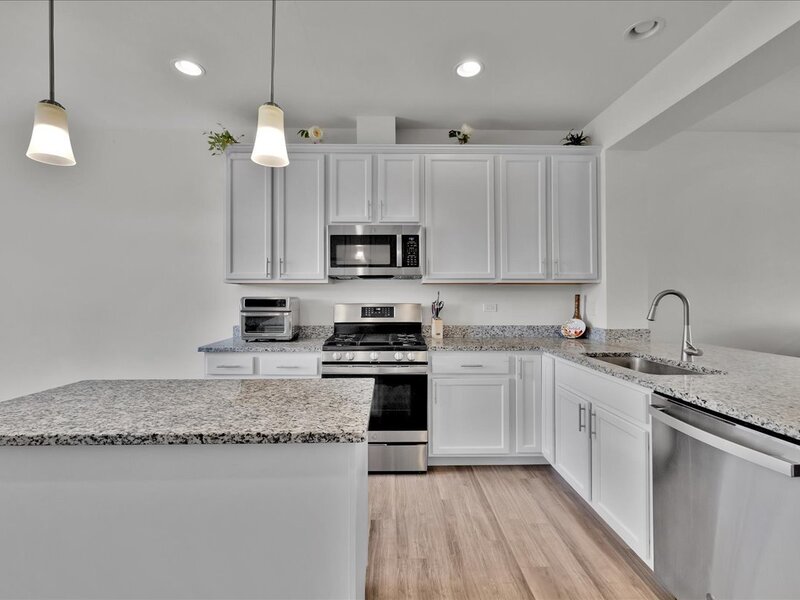 3 Everton Drive Warrenville IL 60555