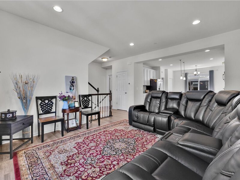 3 Everton Drive Warrenville IL 60555