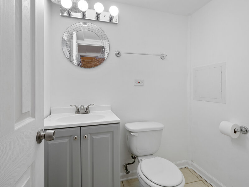 4910 N Spaulding Avenue Chicago IL 60625