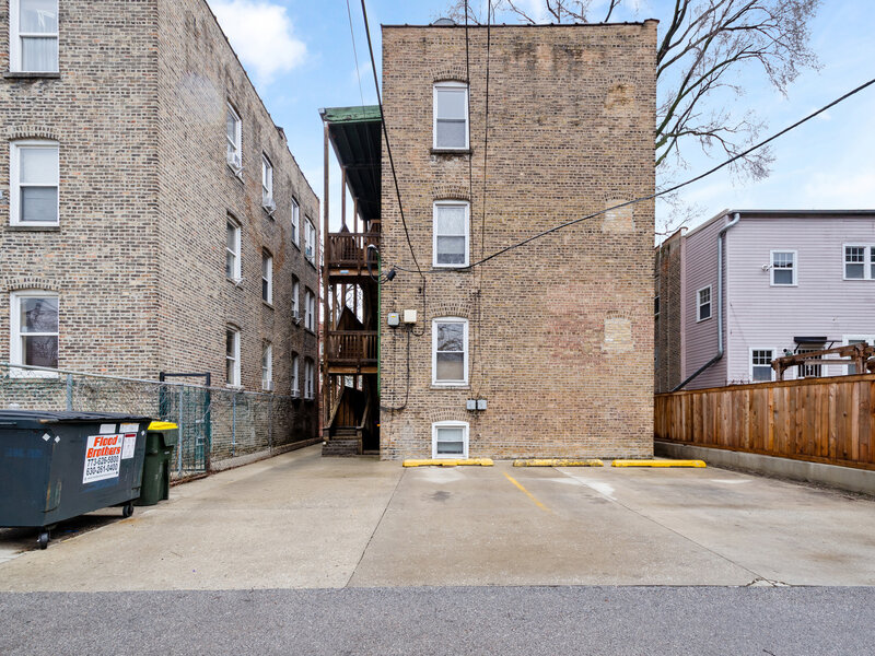 4910 N Spaulding Avenue Chicago IL 60625