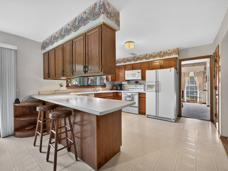 130 Ebbesen Drive Dekalb IL 60115