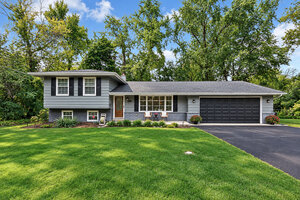 Photo of 21 E Hillside Road Naperville IL 60540