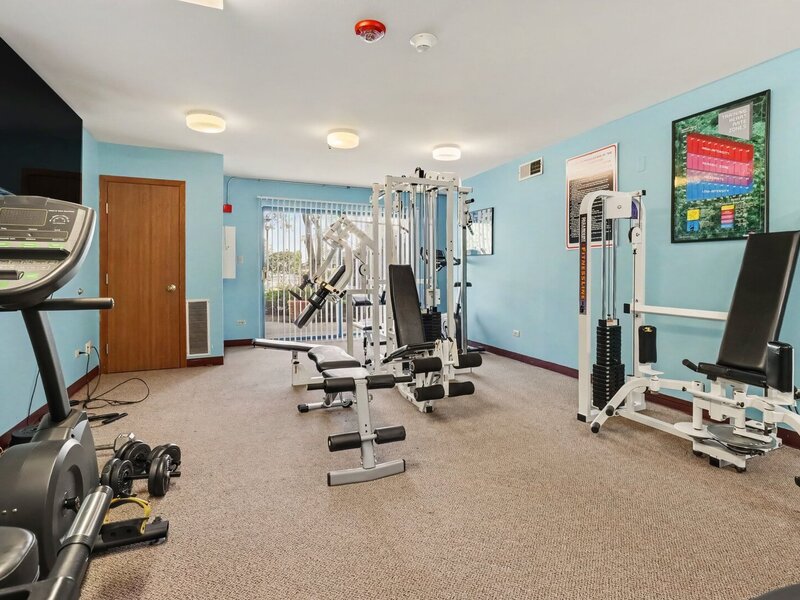 3255 Kirchoff Road Rolling Meadows IL 60008