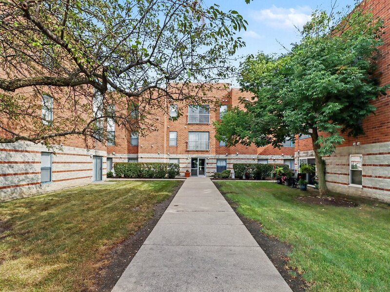 3255 Kirchoff Road Rolling Meadows IL 60008