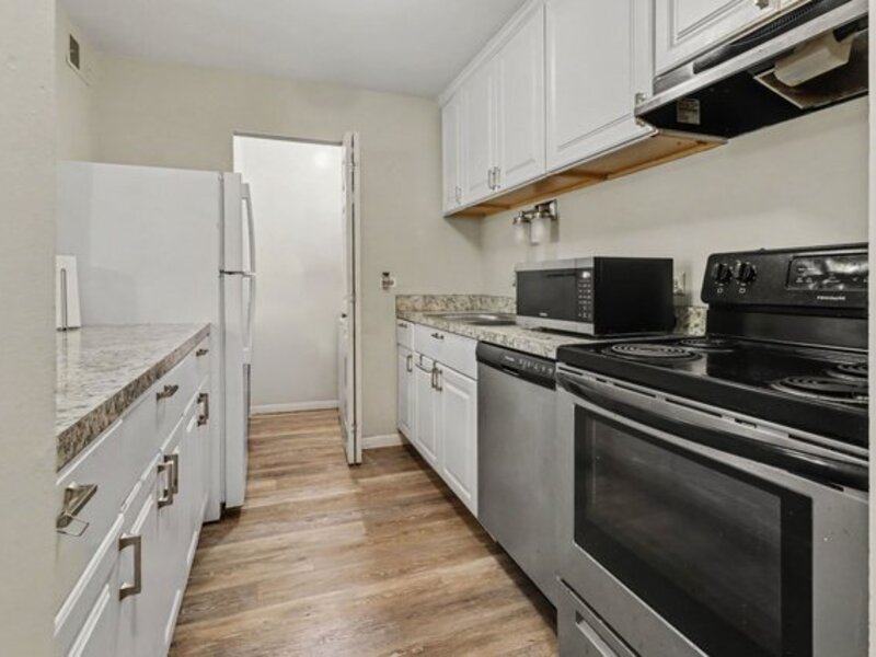 3255 Kirchoff Road Rolling Meadows IL 60008