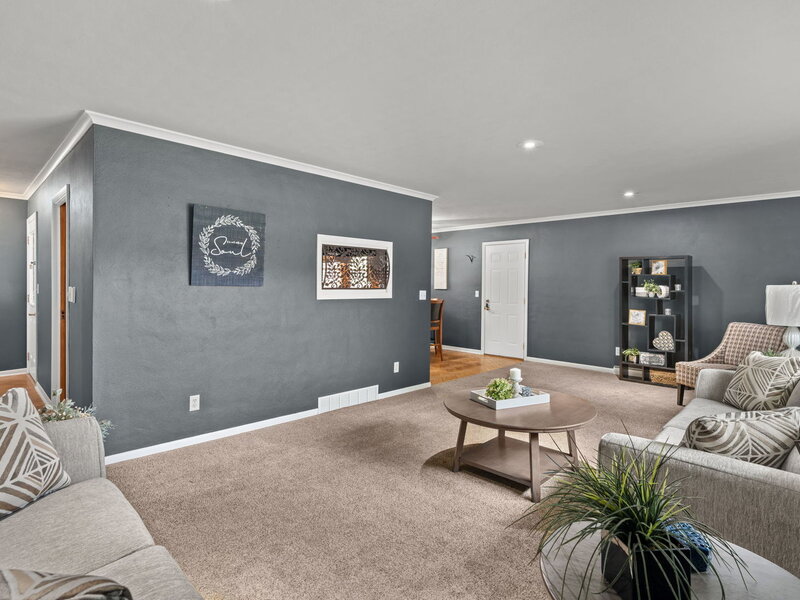 2236 Olympia Drive Bettendorf IA 52722