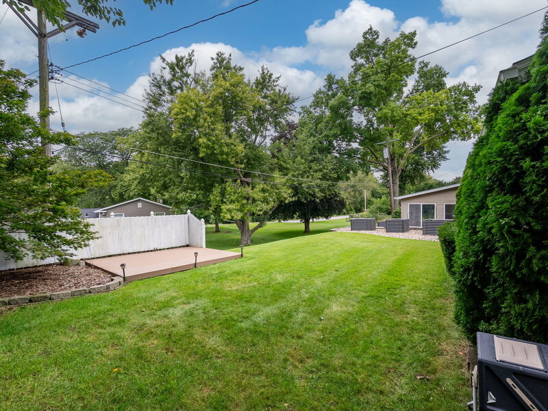2236 Olympia Drive Bettendorf IA 52722