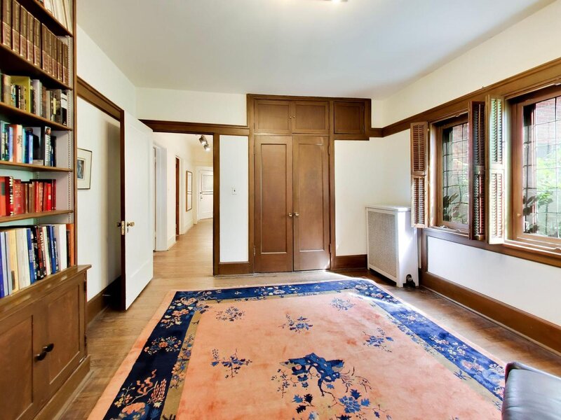 5650 S Dorchester Avenue Chicago IL 60637
