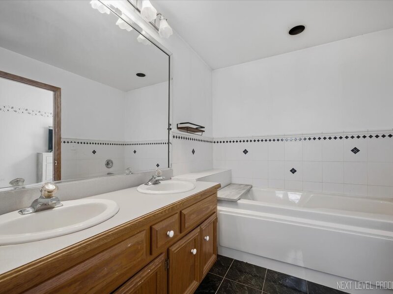 2515 Northlake Court Lockport IL 60441