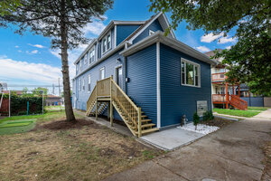 Photo of 3813 N Narragansett Avenue Chicago IL 60634