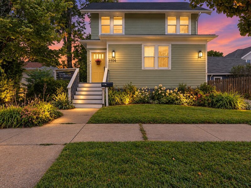 1104 W Washington Street Champaign IL 61821