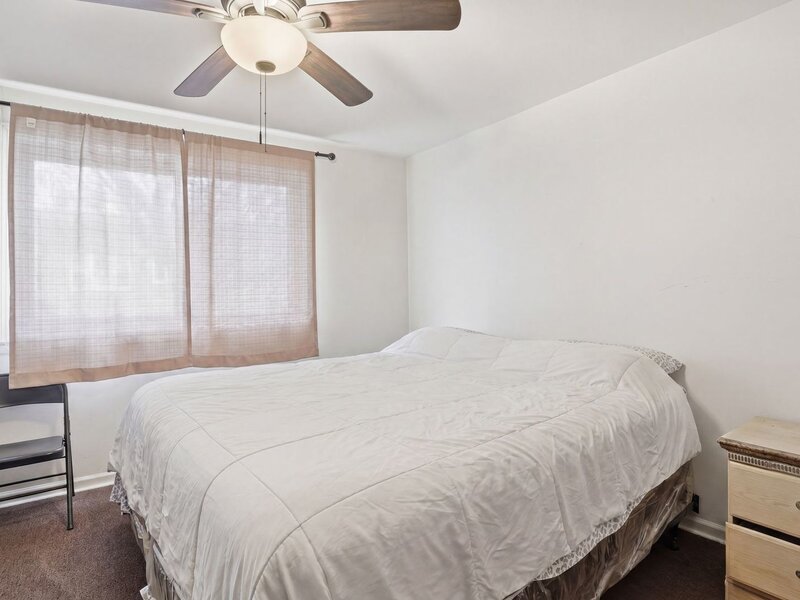 7500 S Kenwood Avenue Chicago IL 60619