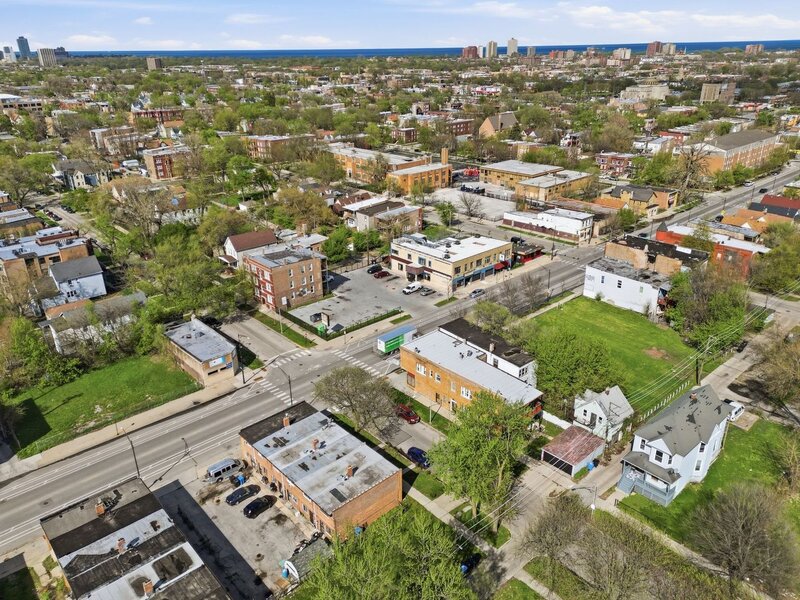 7500 S Kenwood Avenue Chicago IL 60619