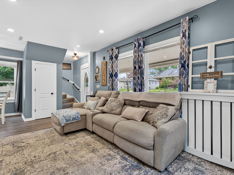 29 N Ahrens Avenue Lombard IL 60148