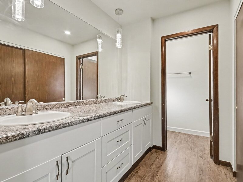 8533 W Sun Valley Drive Palos Hills IL 60465